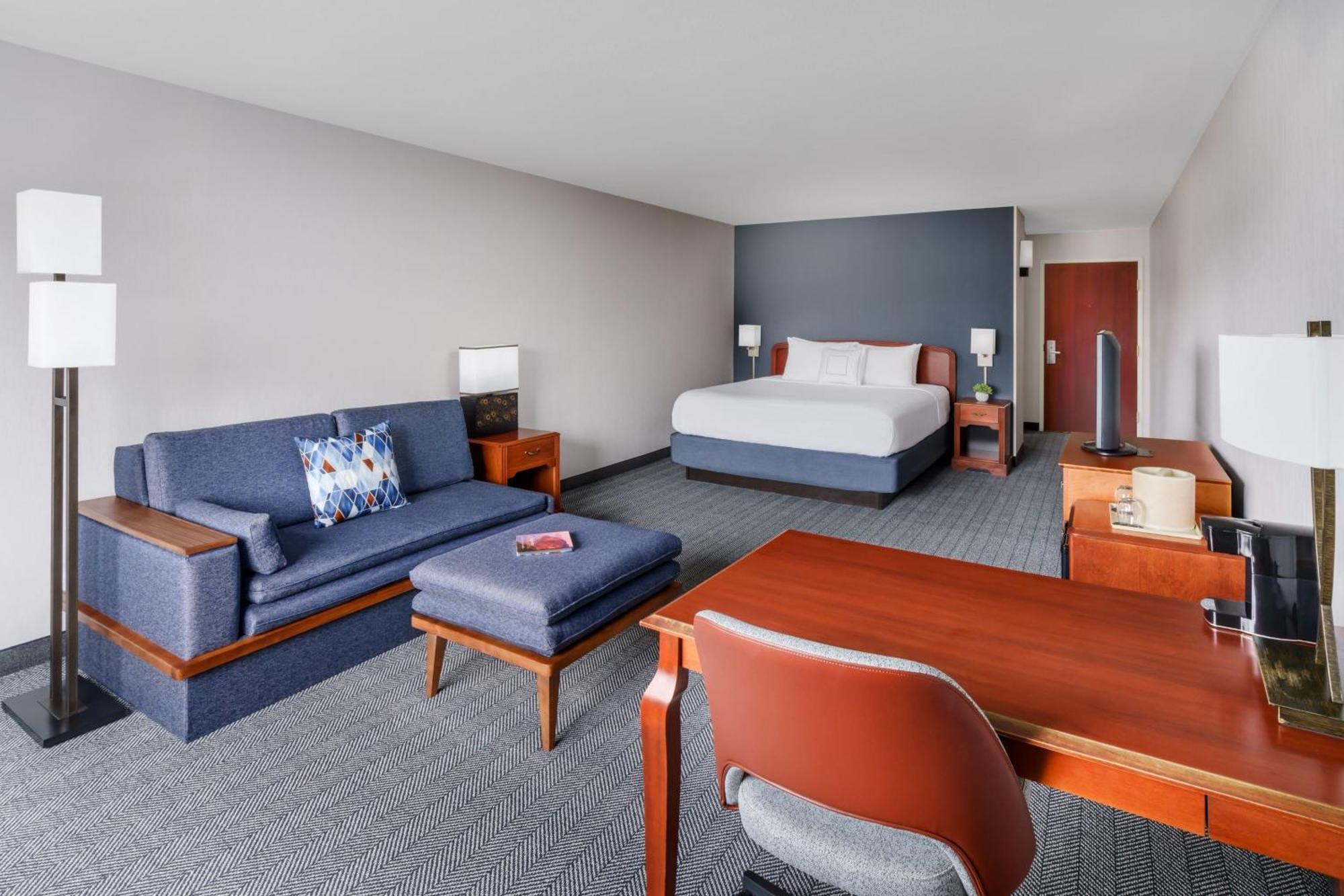 Courtyard By Marriott Sacramento Folsom Hotel Exterior foto