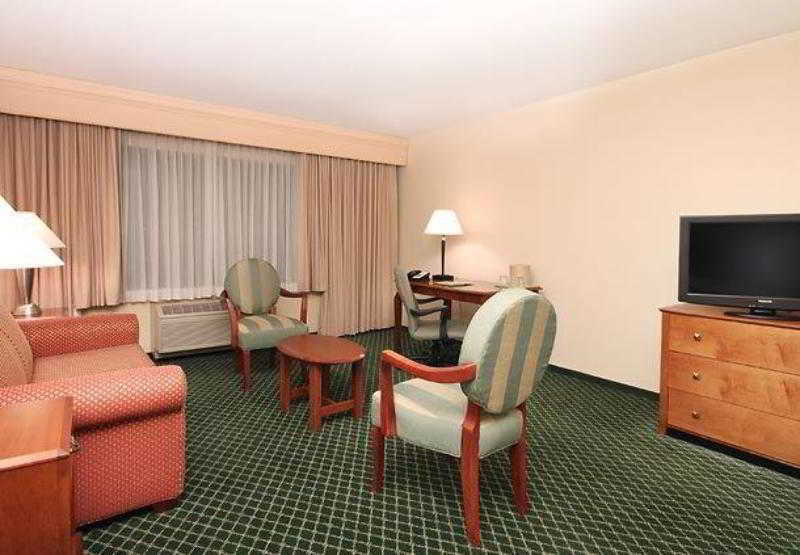 Courtyard By Marriott Sacramento Folsom Hotel Exterior foto